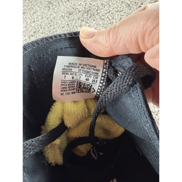 Under Armour AllSeasonGear Capri Leggings Purple Space Dye Side Stripe Large - Picture 4 of 8